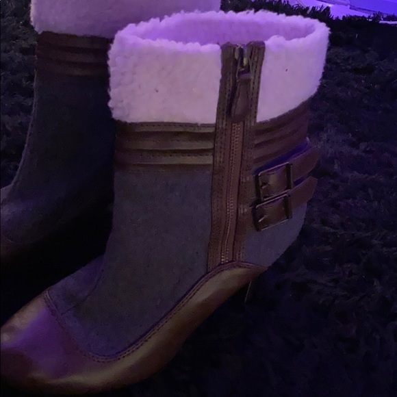 fuzzy heels - Picture 2 of 3